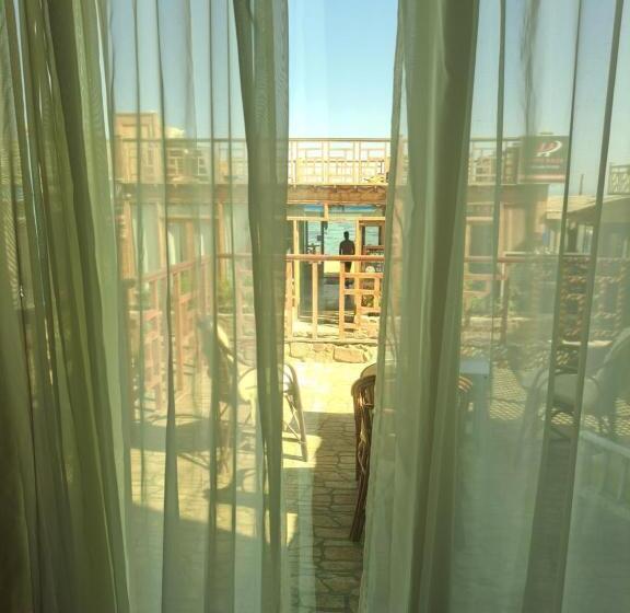 استودیوی لوکس, Diamond Dahab House