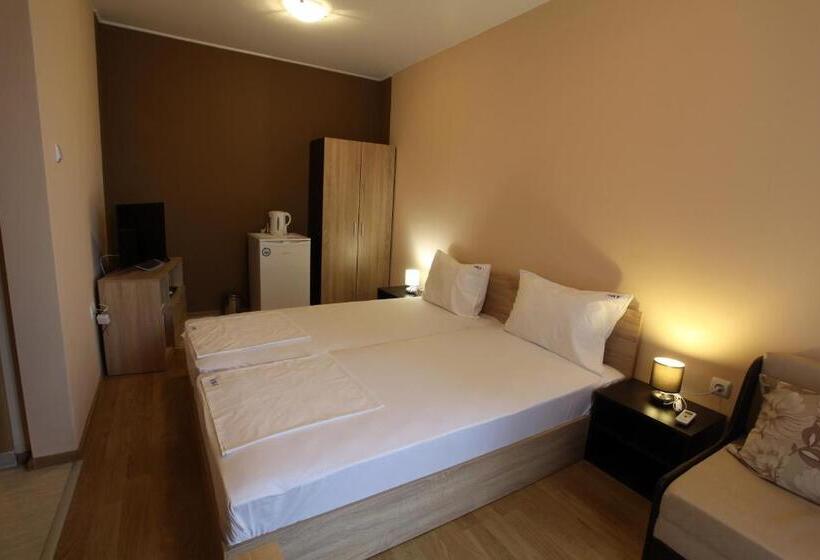 标准工作室, Messembria Resort