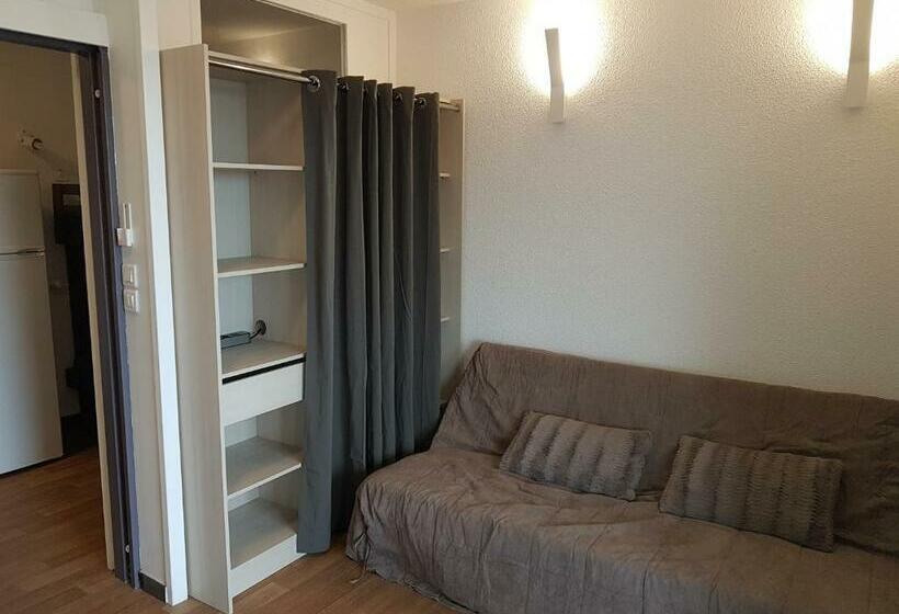 Apartament 1 Dormitor cu Priveliște către Mare, Hyères Parc  Vue Mer Méditterannée