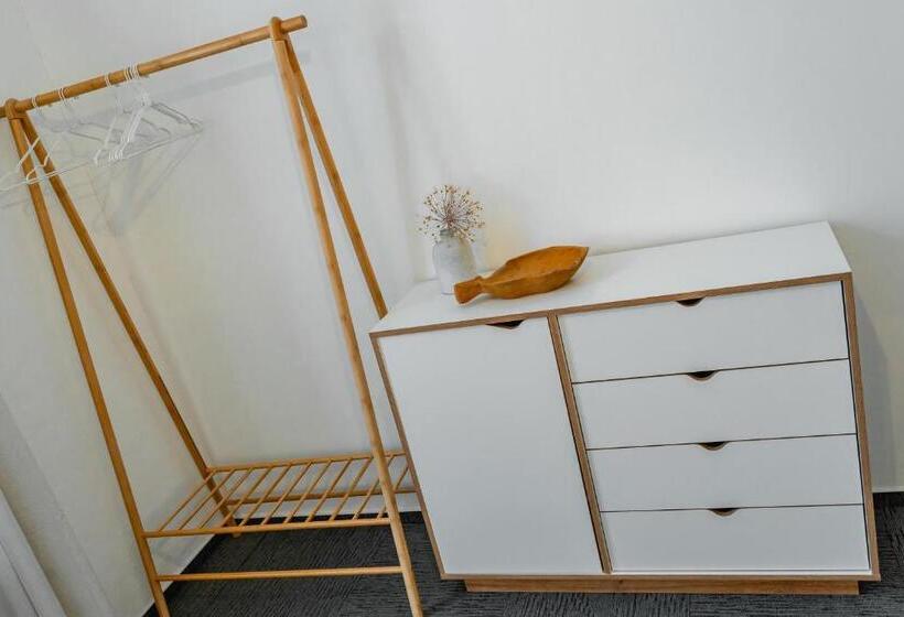 带2个卧室的公寓, Stará škola Hedeč