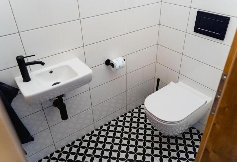 Апартаменты 1 Спальня, Stará škola Hedeč