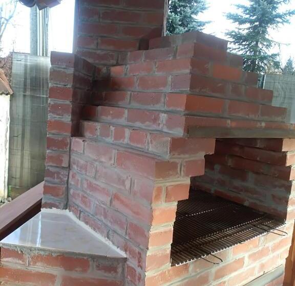 Quarto Familiar, De La Mare La Munte