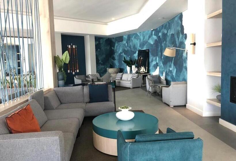 Апартаменты 2 Спальни, The Blyde Crystal Lagoon Riverwalk Estate