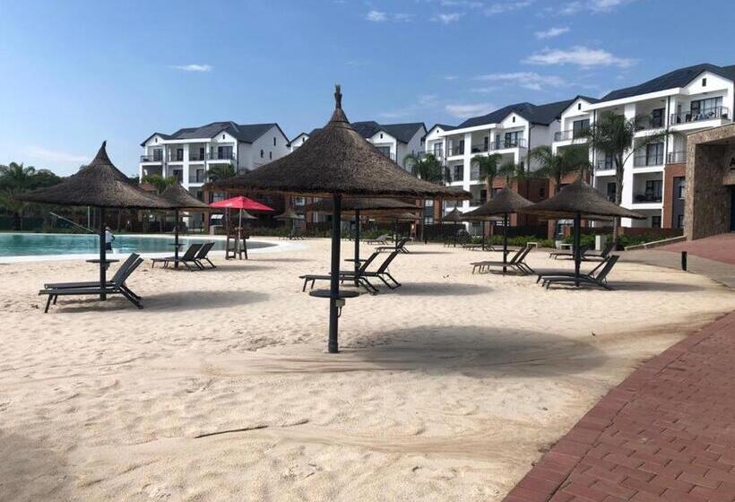 Апартаменты 2 Спальни, The Blyde Crystal Lagoon Riverwalk Estate