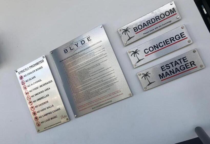 Апартаменты 2 Спальни, The Blyde Crystal Lagoon Riverwalk Estate