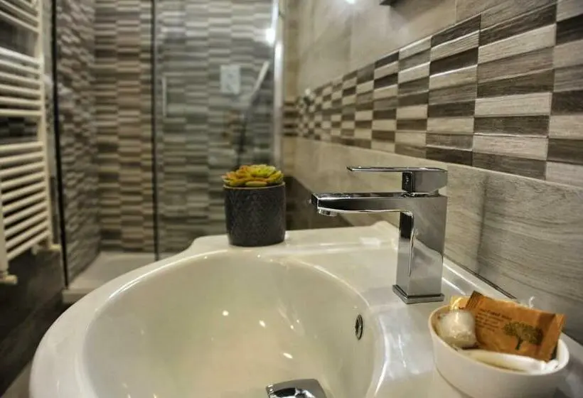 Standard Neljän Hengen Huone Puutarhanäkymä, B&b Le Due Rose