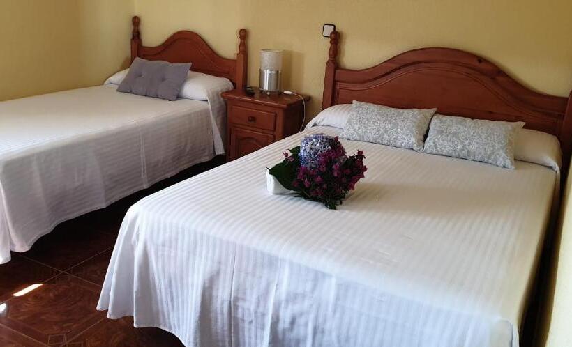 اتاق استاندارد سه نفره, Hospedaje Vistamar