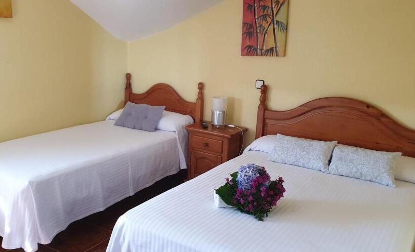 اتاق استاندارد سه نفره, Hospedaje Vistamar