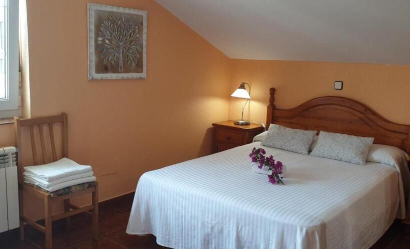 اتاق استاندارد سه نفره, Hospedaje Vistamar