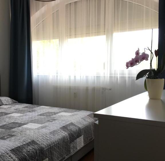 غرفة ديلوكس, Petőfi Vendégház