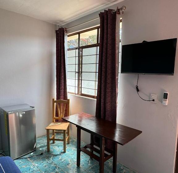 اتاق استاندارد, The Florenthina S House