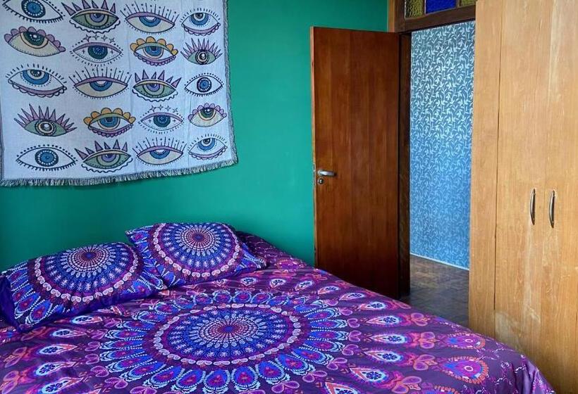 سوئیت با بالکن, Vila Santê