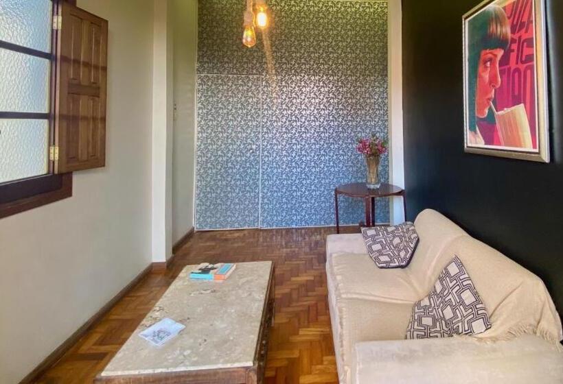 سوئیت با بالکن, Vila Santê