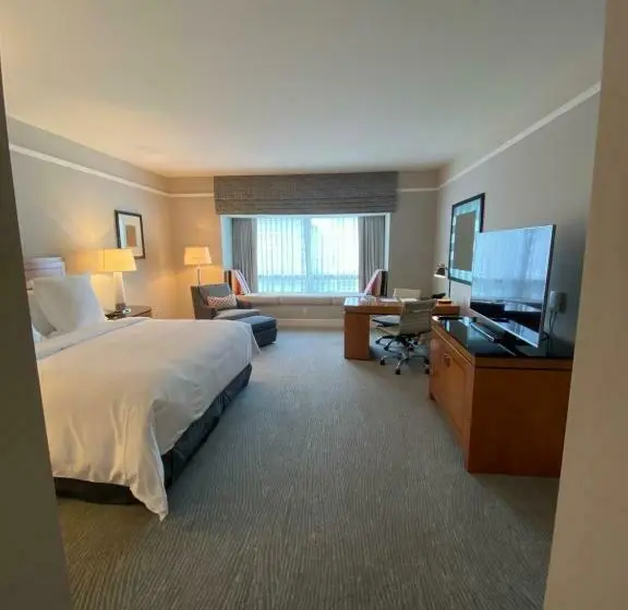 スタンダードスタジオ, Private Condo Hotel At Four Seasons Brickell