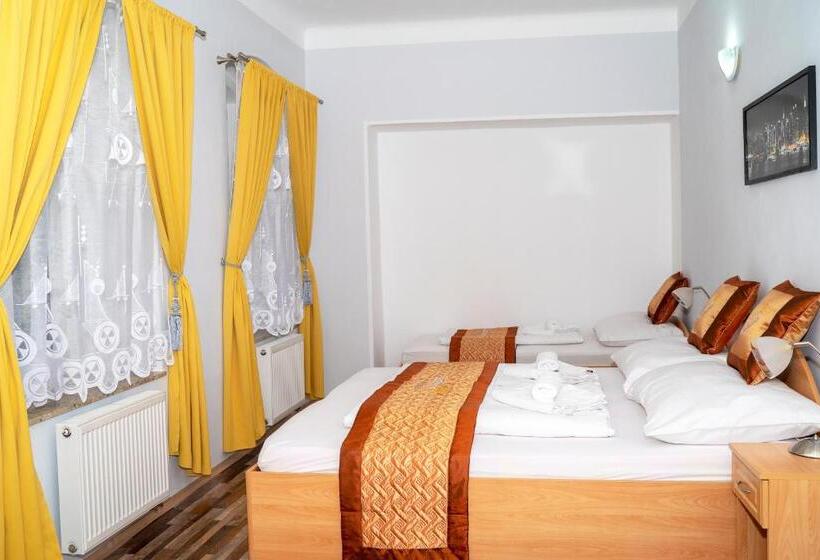 デラックストリプルルーム, Sunshine Pension