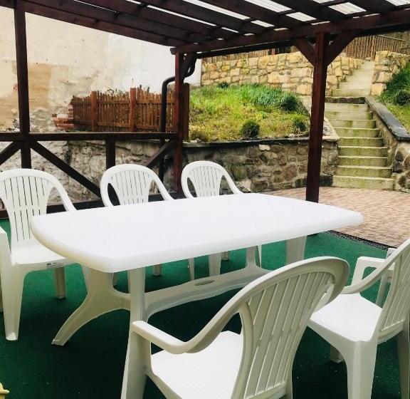 デラックスルーム, Sunshine Pension