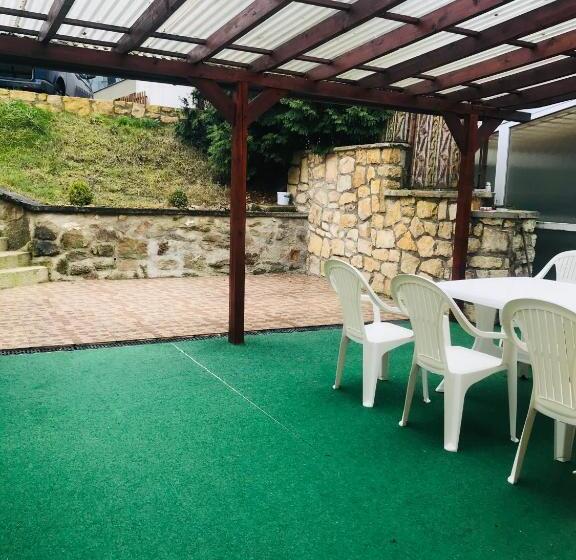 デラックスルーム, Sunshine Pension