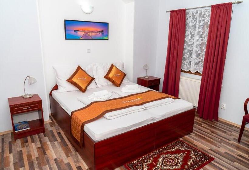 デラックスルーム, Sunshine Pension