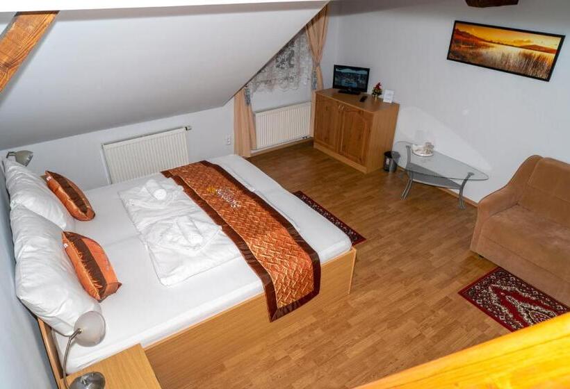 デラックスファミリールーム, Sunshine Pension