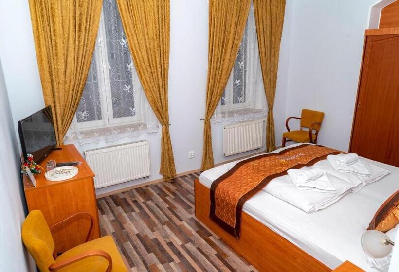 デラックスルーム, Sunshine Pension