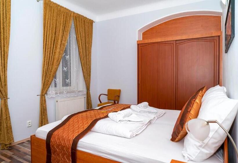 デラックスルーム, Sunshine Pension