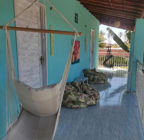 스탠다드 트리플 발코니 룸, Vila Da Sereia Hostel E Pousada