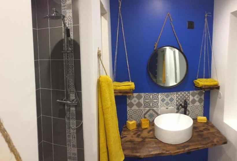 غرفة قياسية, Au Pied De La Dune