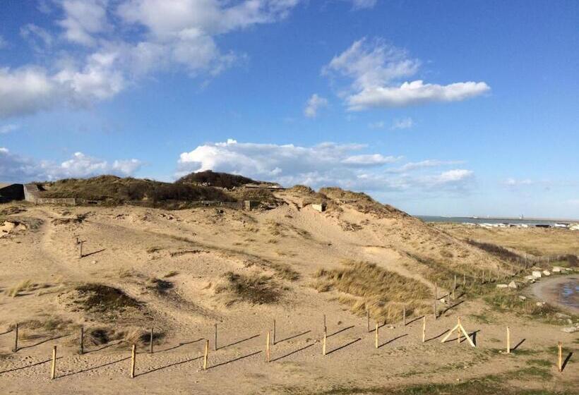 غرفة قياسية, Au Pied De La Dune