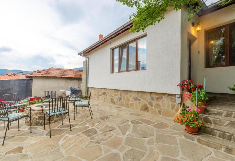 スタンダードトリプルルーム, къща за гости виктория