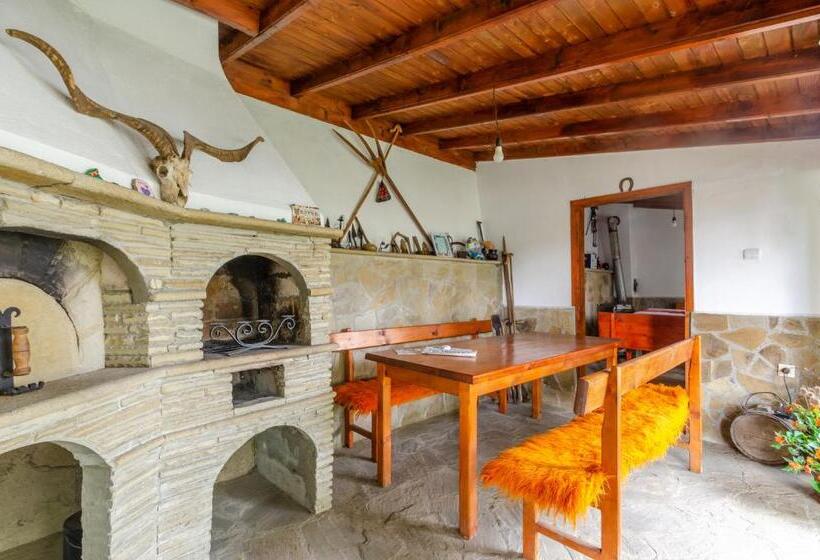 スタンダードトリプルルーム, къща за гости виктория