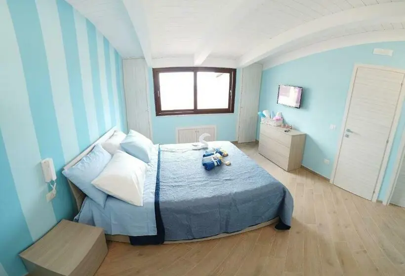 اتاق سه نفره دلوکس با چشم‌انداز دریا, B&b Margherita