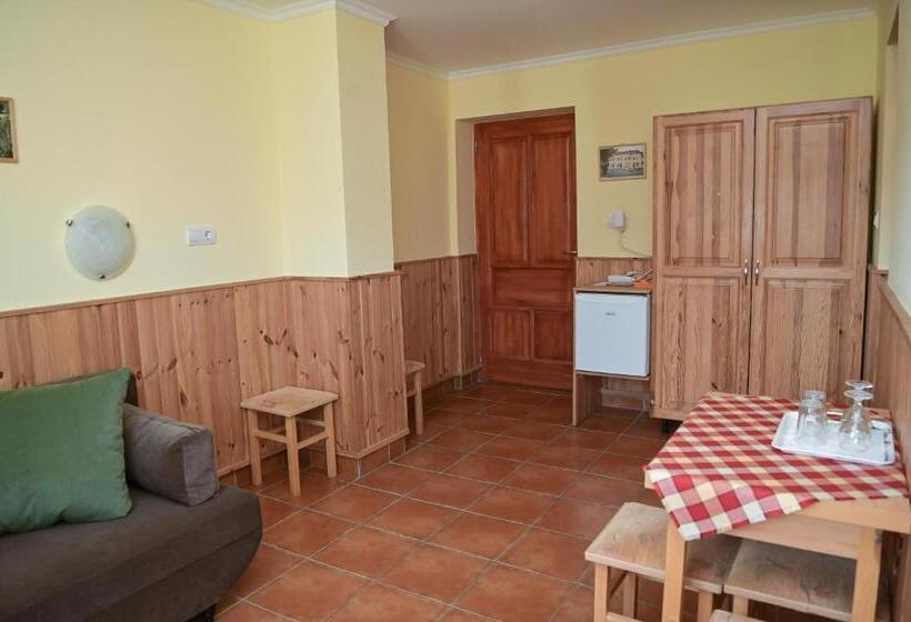 家庭间, Borudvar Vendégház Ii