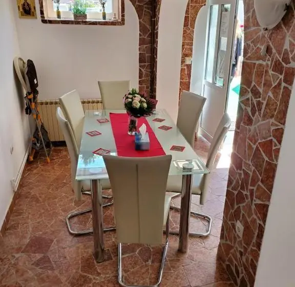 خانه 1 خوابه, Casa Marian