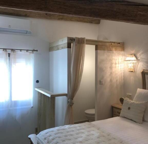 デラックスルーム, Couvent Des Carmes