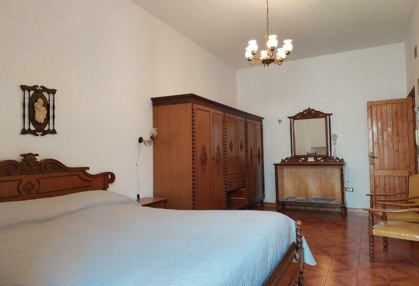 اتاق استاندارد با بالکن, Only Bed