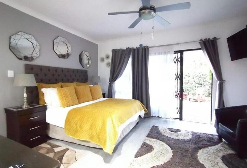 Люкс Повышенной Комфортности, Roxy S Rest Guest House
