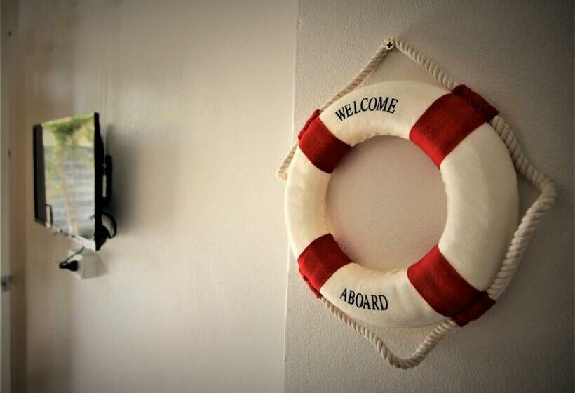 マウンテンビュースタンダードルーム, Sun & Sea Nai Yang Phuket