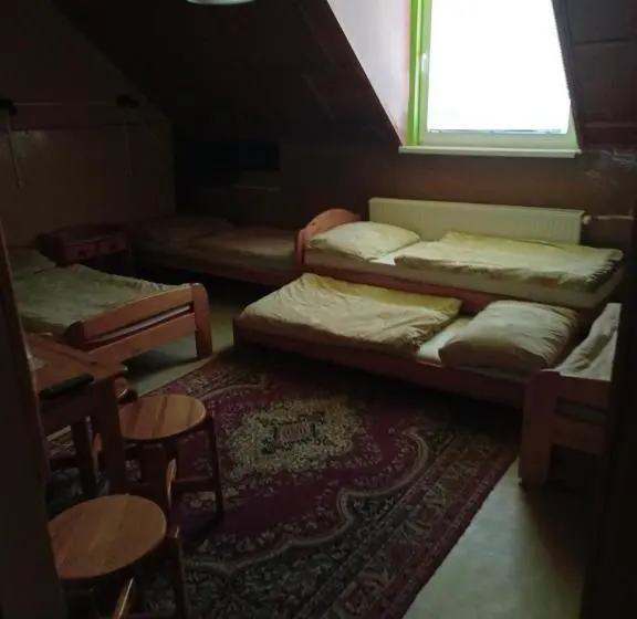 スタンダード４人部屋, Turistika Ubytovňa Sivá Brada