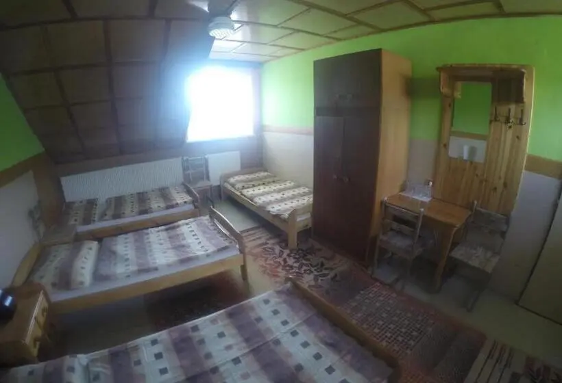 スタンダード４人部屋, Turistika Ubytovňa Sivá Brada
