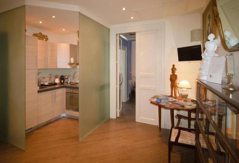 침실 2개 바다 전망 아파트, The Palace B&b And Apartments