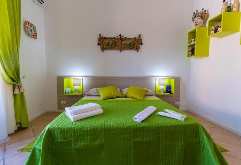 디럭스 테라스 룸 바다 전망, The Palace B&b And Apartments