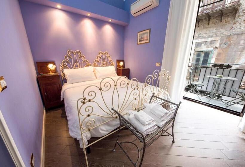 발코니 디럭스 룸, The Palace B&b And Apartments