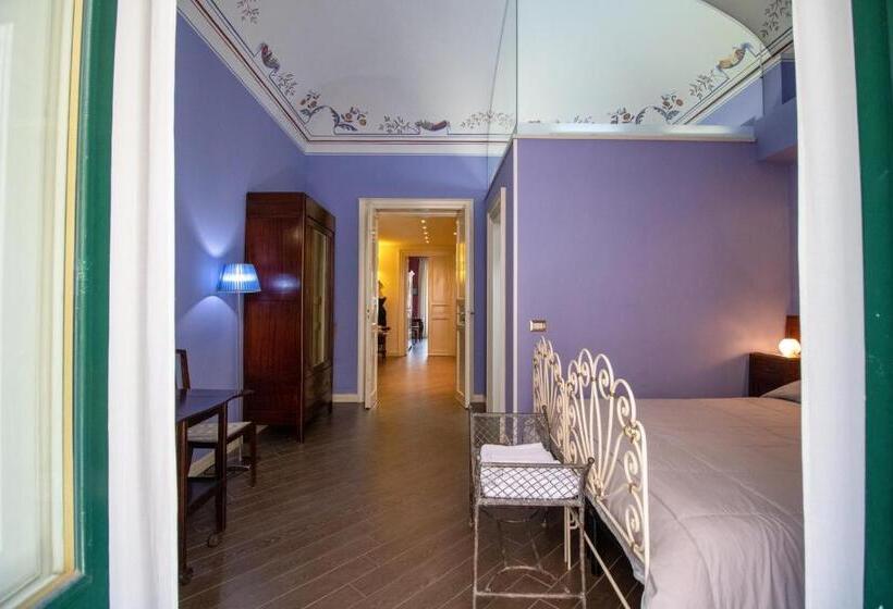 Апартаменты 2 Спальни Вид на Море, The Palace B&b And Apartments