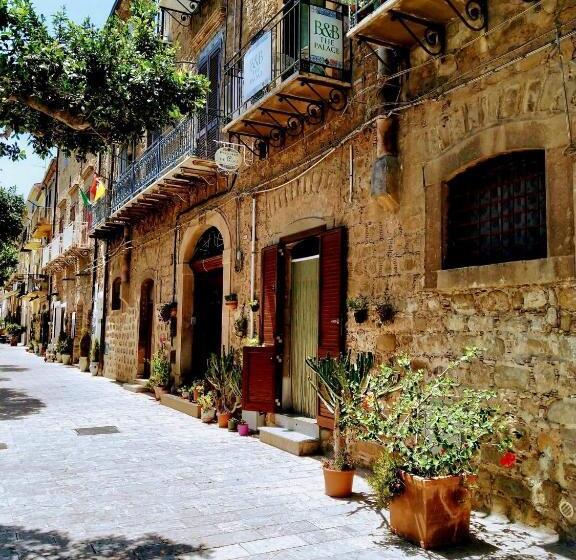 발코니 디럭스 룸, The Palace B&b And Apartments