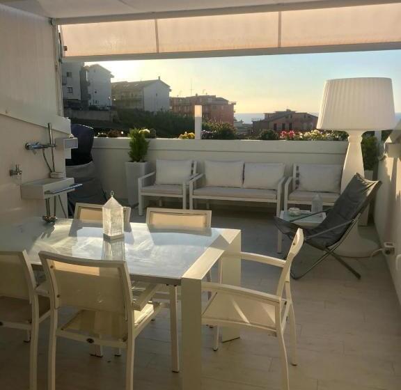 침실 2개 주택, The Palace B&b And Apartments