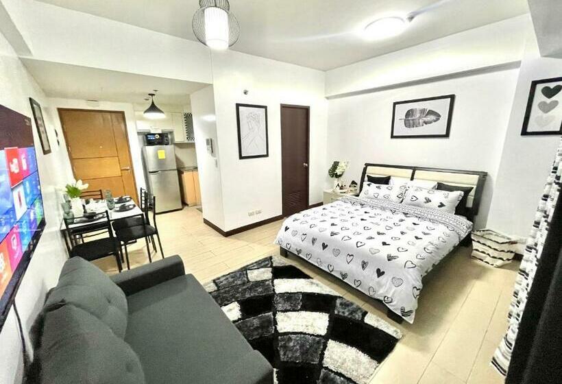 带1个卧室的带阳台的公寓, Two Palm Tree Villas