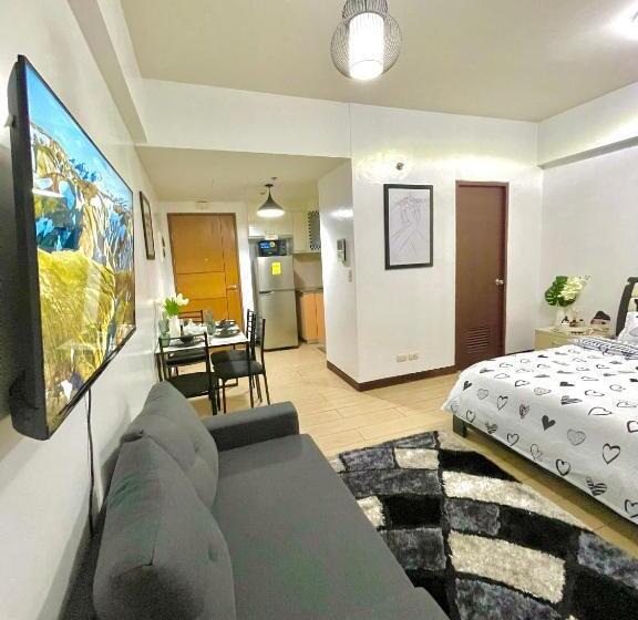 آپارتمان 1 خوابه با بالکن, Two Palm Tree Villas