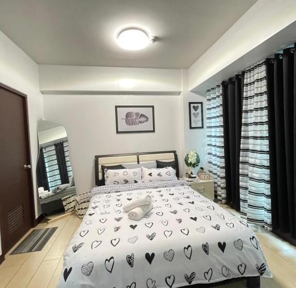 آپارتمان 1 خوابه با بالکن, Two Palm Tree Villas