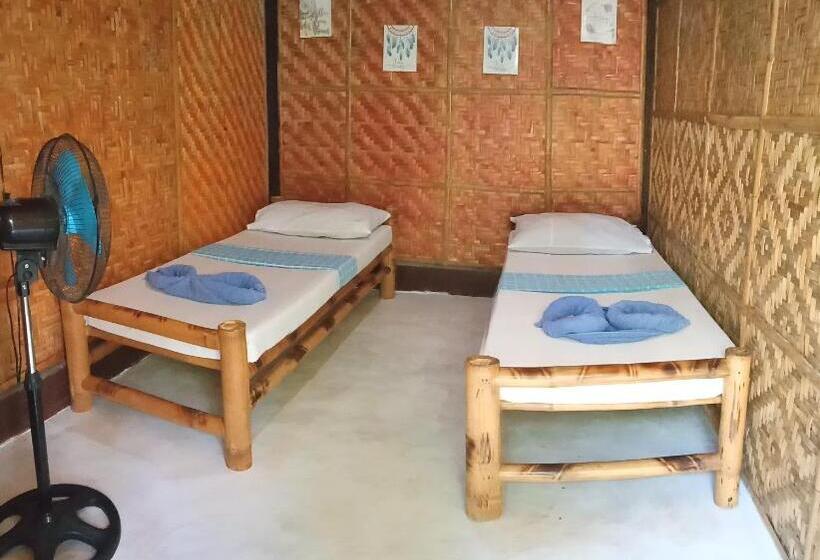 Standardrum Delat Badrum, Walkerz Inn