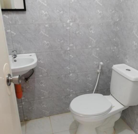 Ekonomiskt Rum, Walkerz Inn